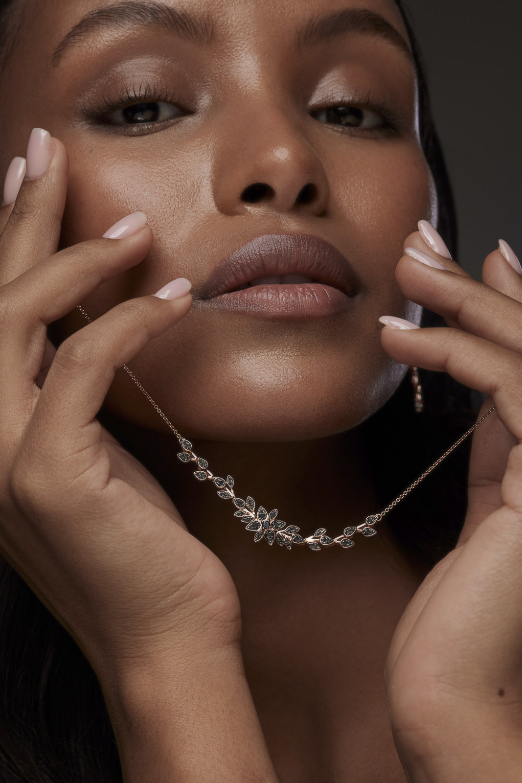 Jewelry advertising campaign — luxury jewelry photography by Utopia Milano Production, Milan