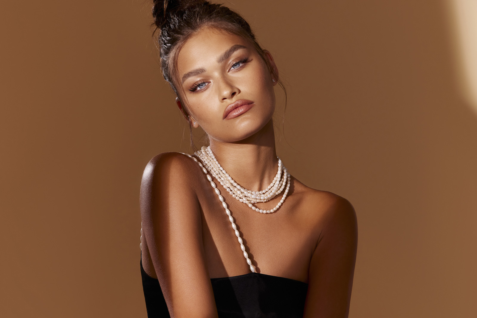 Jewelry advertising campaign — luxury jewelry photography by Utopia Milano Production, Milan