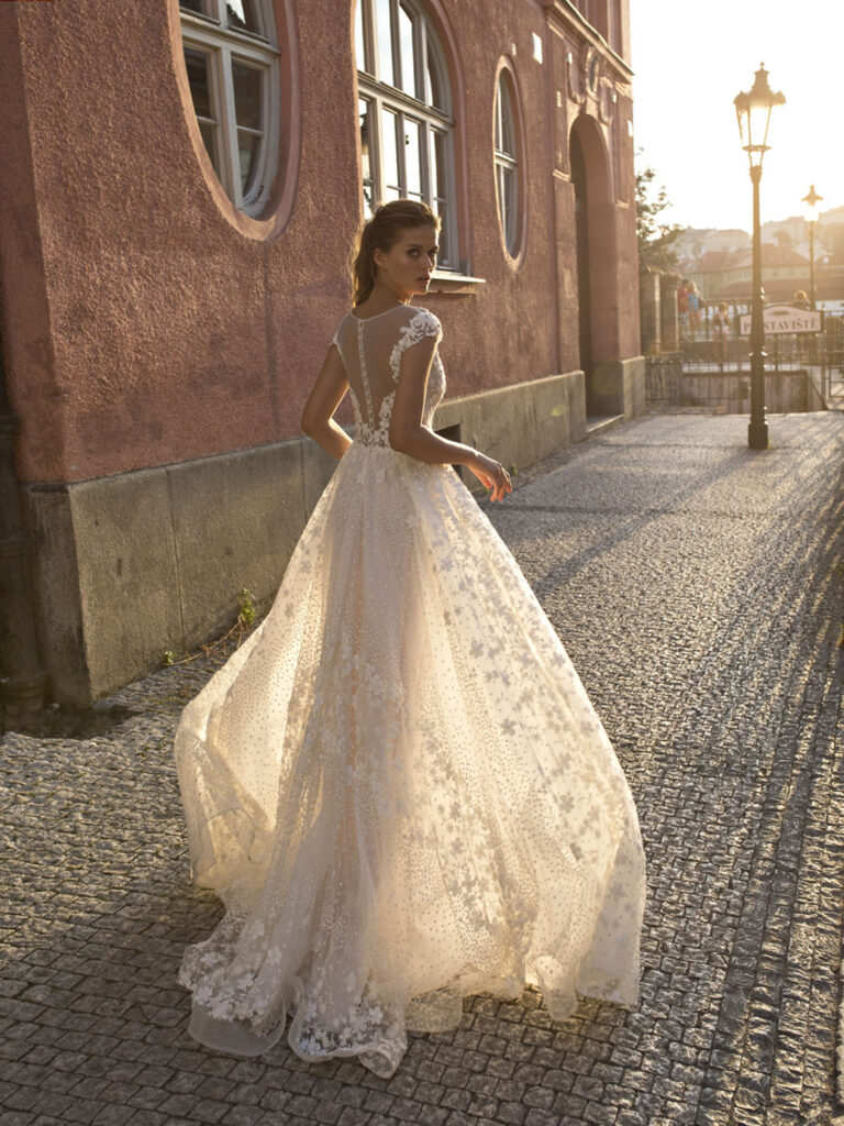 Wedding dress campaign for Helena Kolan — bridal photography by Utopia Milano Production, Milan