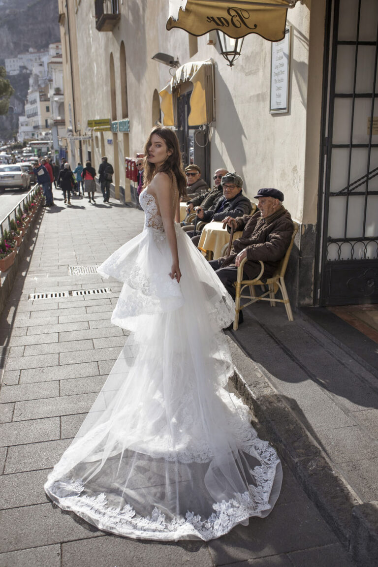 Wedding dress campaign for Capri Sposa — bridal photography by Utopia Milano Production, Milan