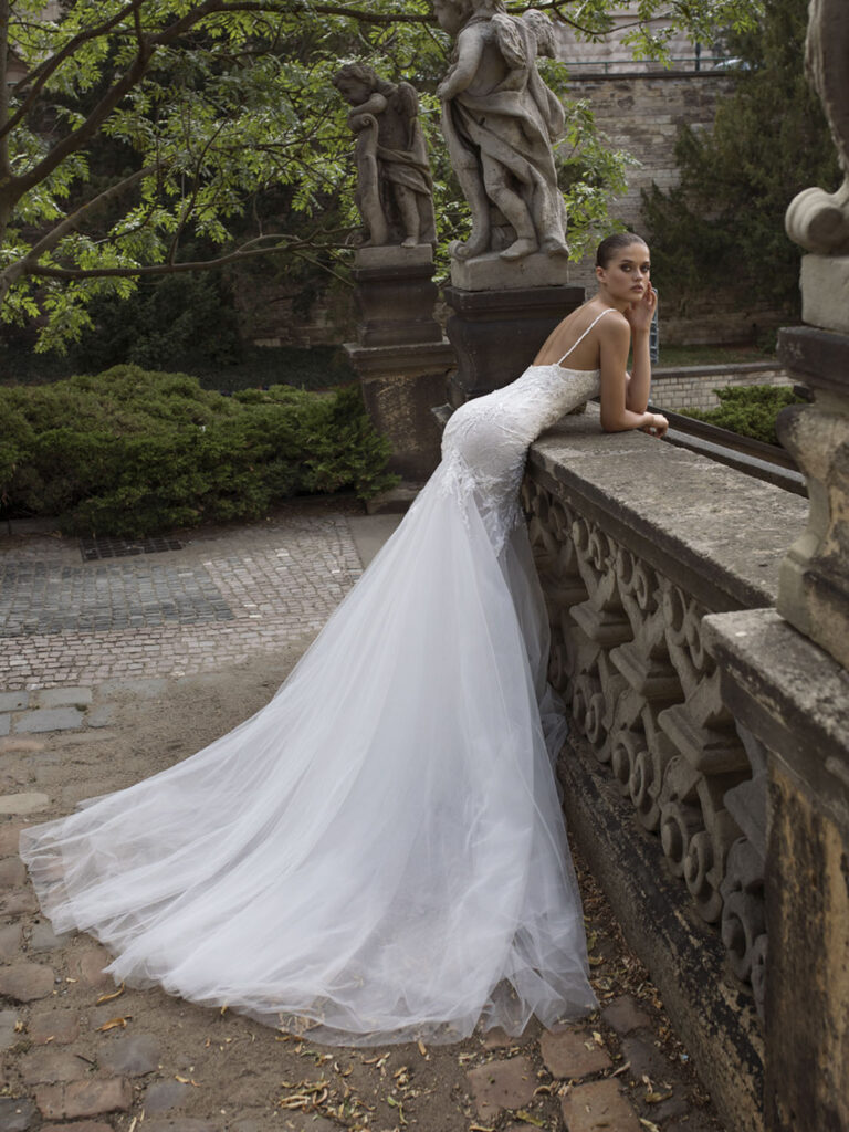 Wedding dress campaign for Helena Kolan — bridal photography by Utopia Milano Production, Milan