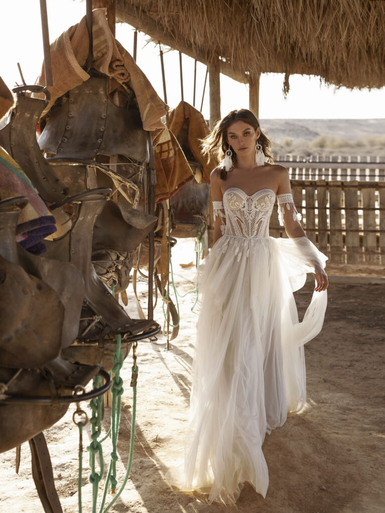 Wedding dress campaign for Tatiana Kaplun — bridal photography by Utopia Milano Production, Milan