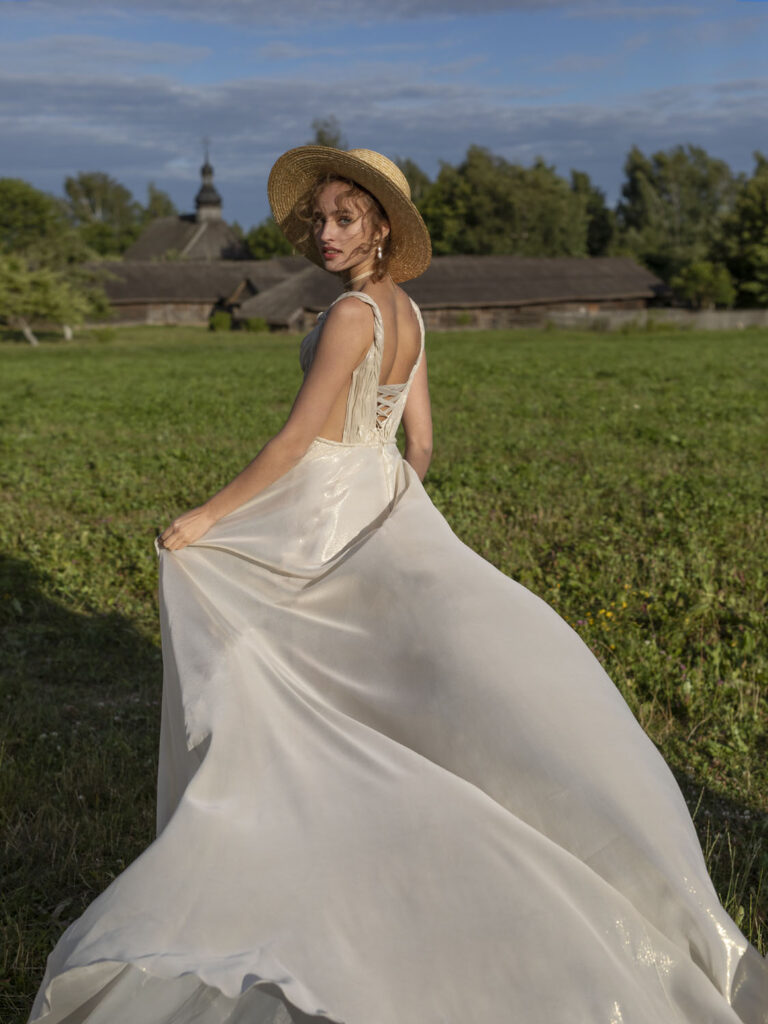 Wedding dress campaign for Rara Avis — bridal photography by Utopia Milano Production, Milan