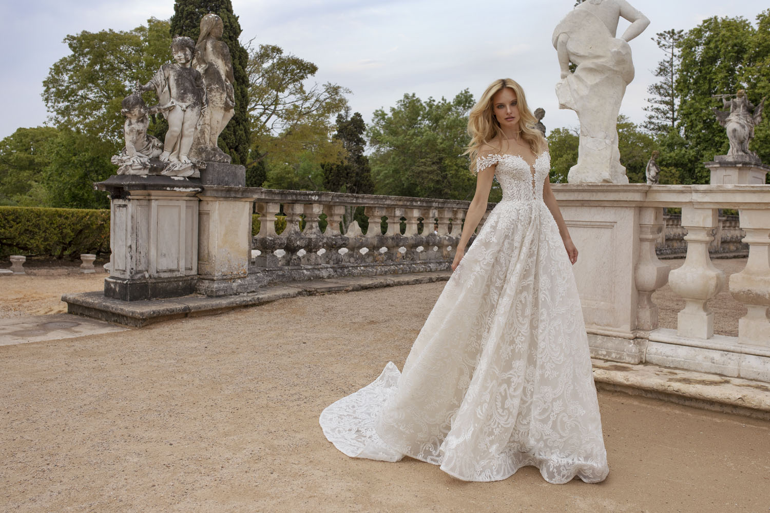 Wedding dress campaign for Tatiana Kaplun — bridal photography by Utopia Milano Production, Milan