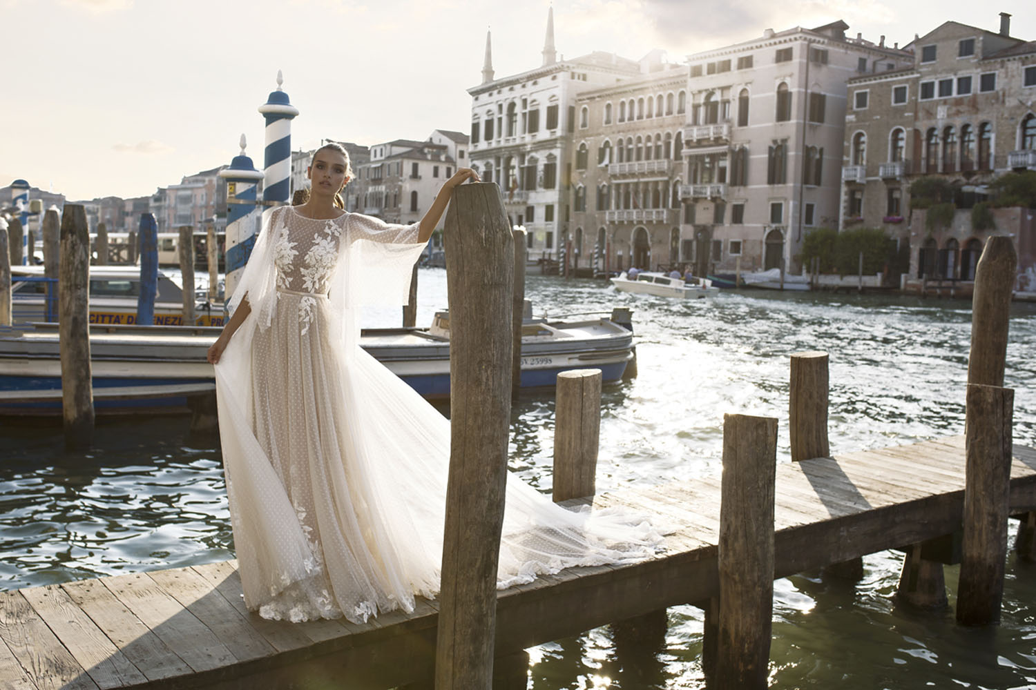 Wedding dress campaign for Passaro Sposa — bridal photography by Utopia Milano Production, Milan