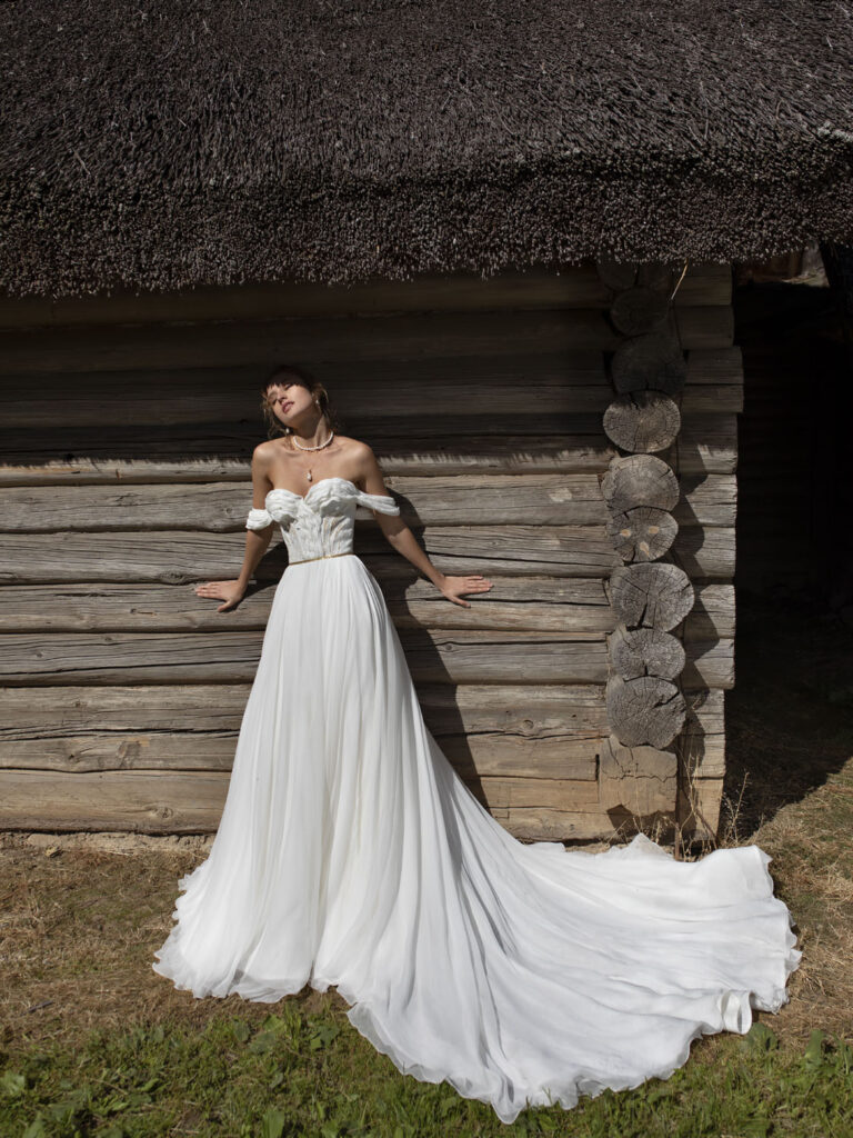 Wedding dress campaign for Rara Avis — bridal photography by Utopia Milano Production, Milan