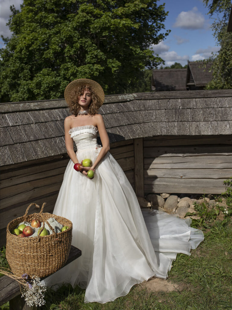 Wedding dress campaign for Rara Avis — bridal photography by Utopia Milano Production, Milan