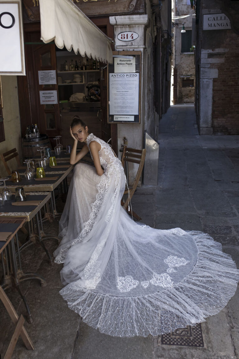 Wedding dress campaign for Passaro Sposa — bridal photography by Utopia Milano Production, Milan