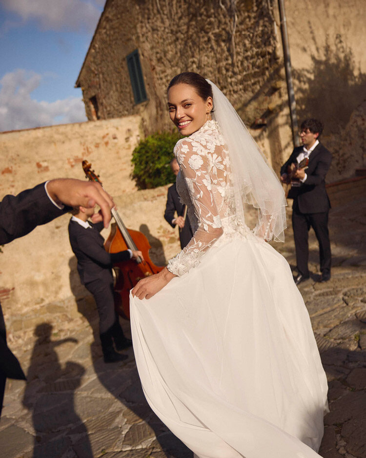 Wedding dress campaign for Modeca SS25 “La Dolce Vita” — bridal photography by Utopia Milano Production, Milan